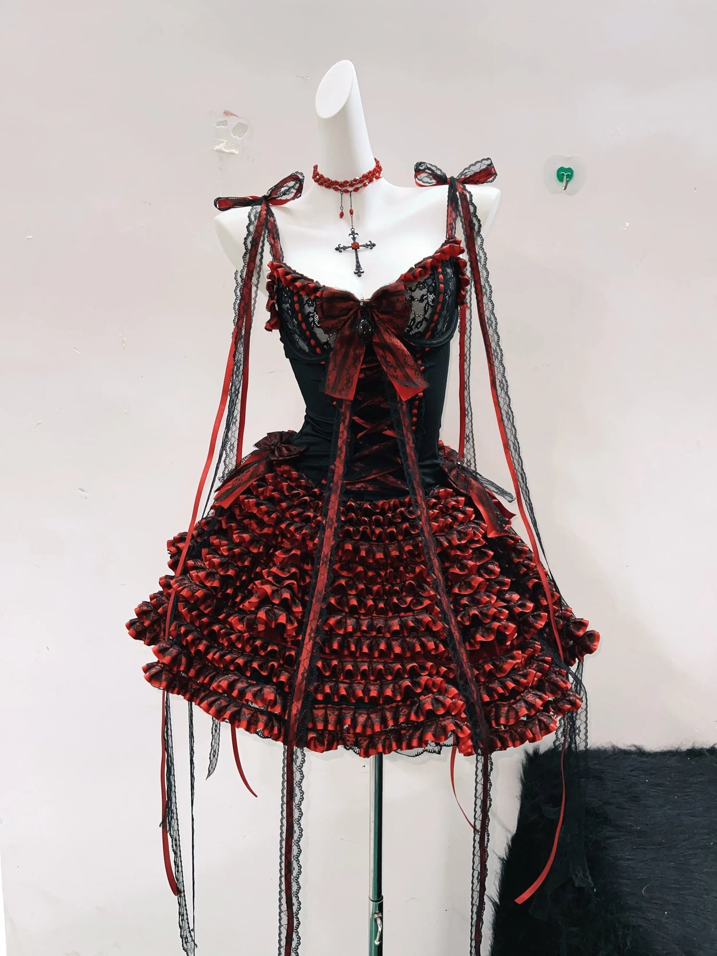 Original Gothic Black Red Dance Dress Christmas Outfit with a Large Bow Lace Straps a Sense Hierarchy Princess Dress for Women
